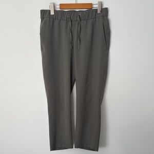 Lululemon On The Fly Woven crop pants
